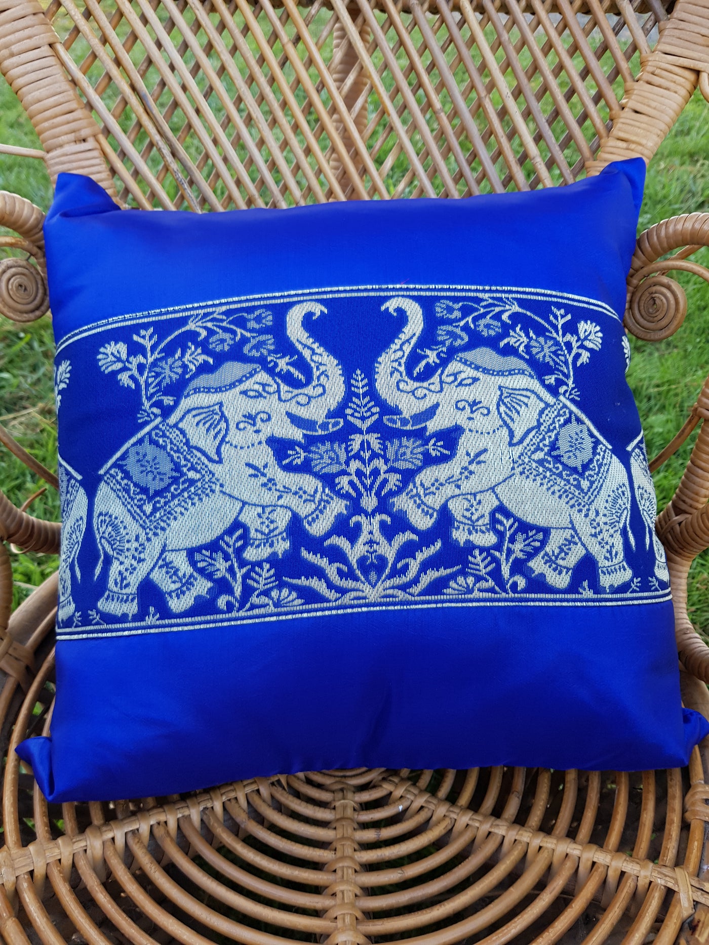 Double Elephant Silk Throw Pillowcase